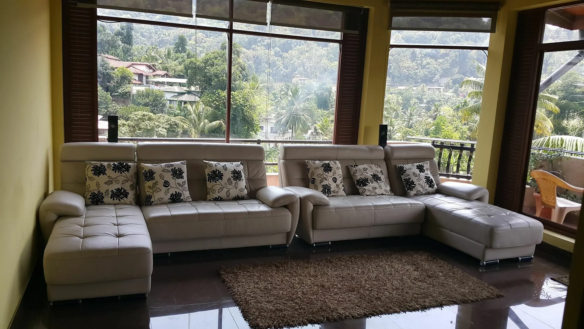 Resident View Homestay Kandy