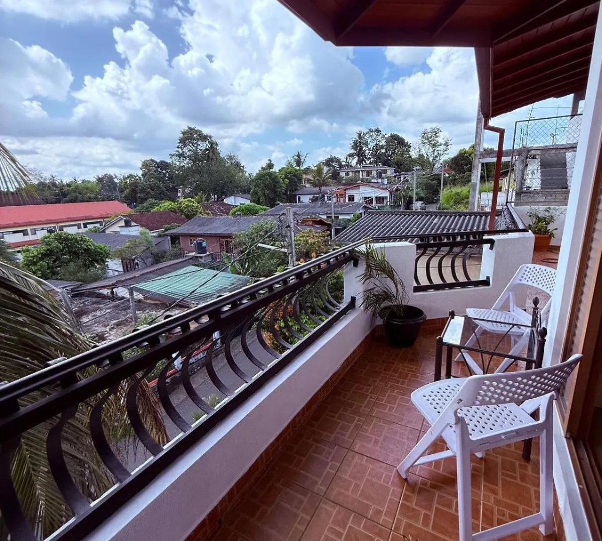 Resident View Homestay Kandy