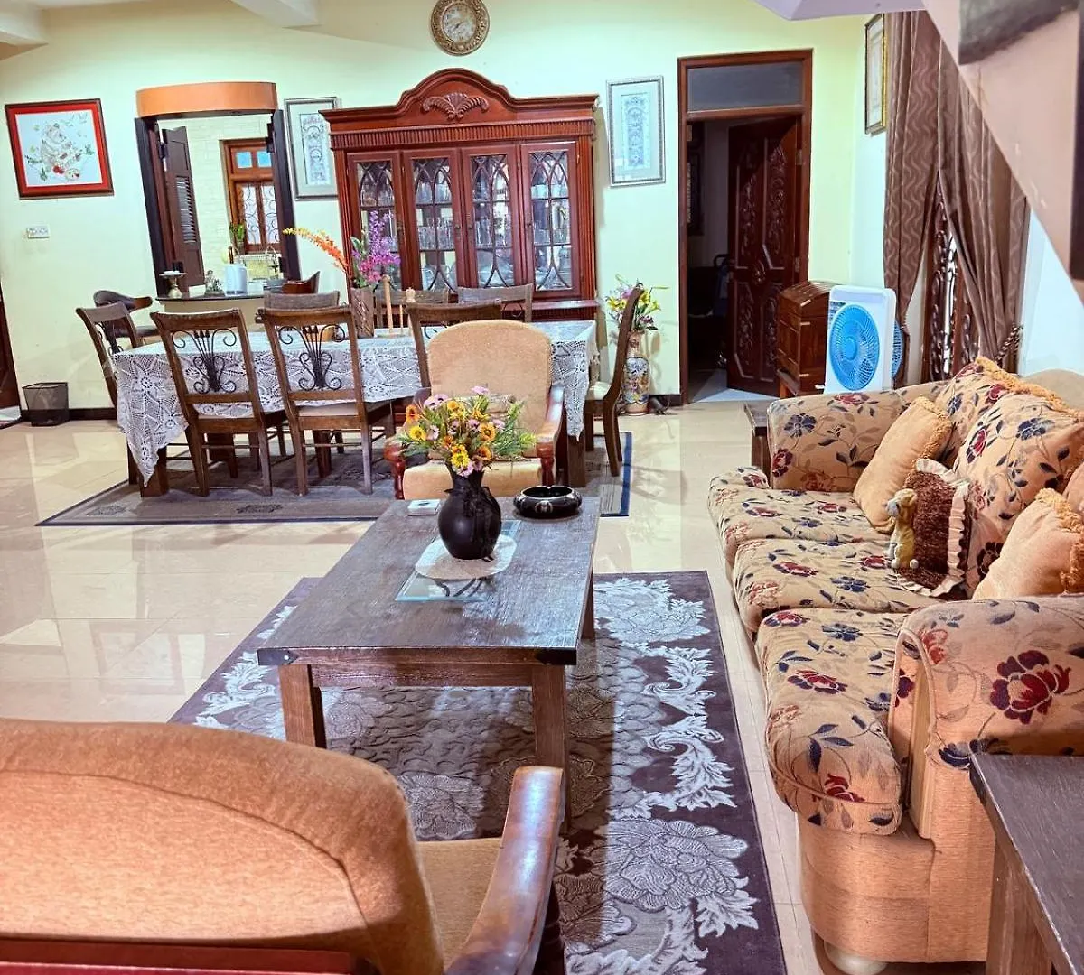 Resident View Homestay Kandy